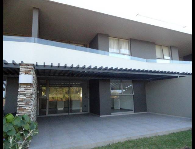 2 BEDROOM APARTMENT RENTED IN SIBAYA PRECINCT